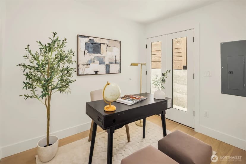 Property photo for 4419 2nd Avenue Ne #a, Seattle photo 9