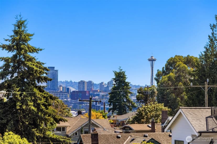 Property photo for 4419 2nd Avenue Ne #a, Seattle photo 13