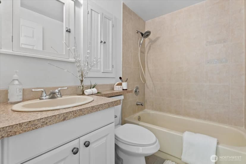 Property photo for 15122 122nd Court Ne, Kirkland photo 15