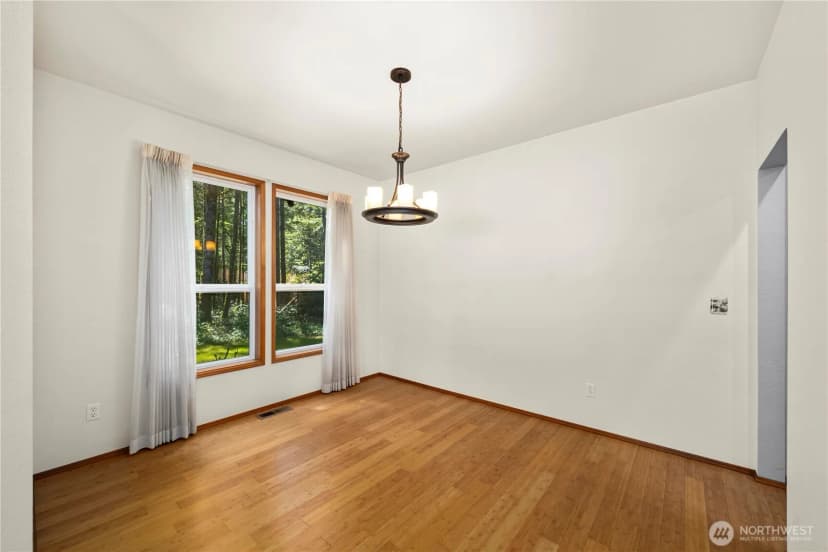Property photo for 5201 Blacktail Court W, Olympia photo 4