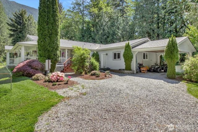 Property photo for 21103 252nd Street Ne, Arlington