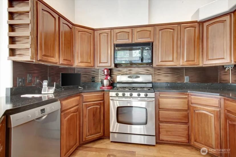 Property photo for 21103 252nd Street Ne, Arlington photo 10