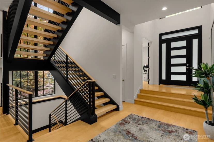 Property photo for 7002 93rd Avenue Se, Mercer Island photo 17
