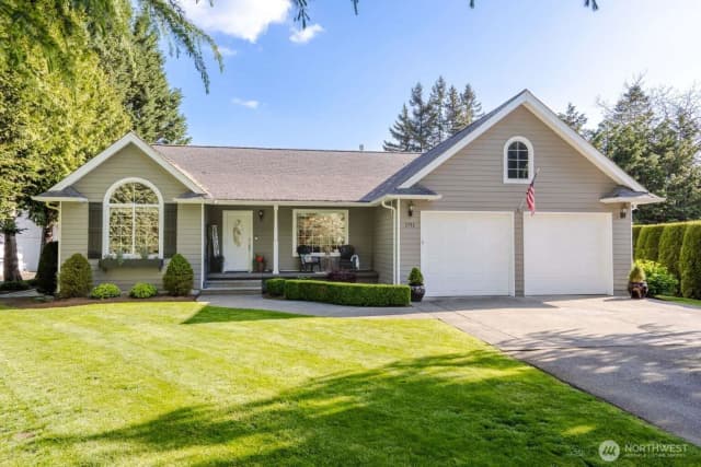Property photo for 1711 Main Street, Lynden