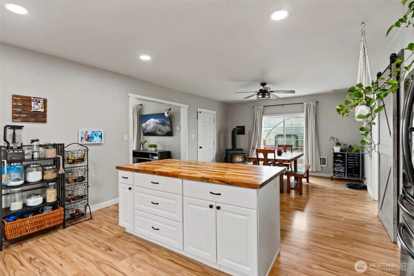 Property photo for 305 N Clark Street, Kittitas photo 14