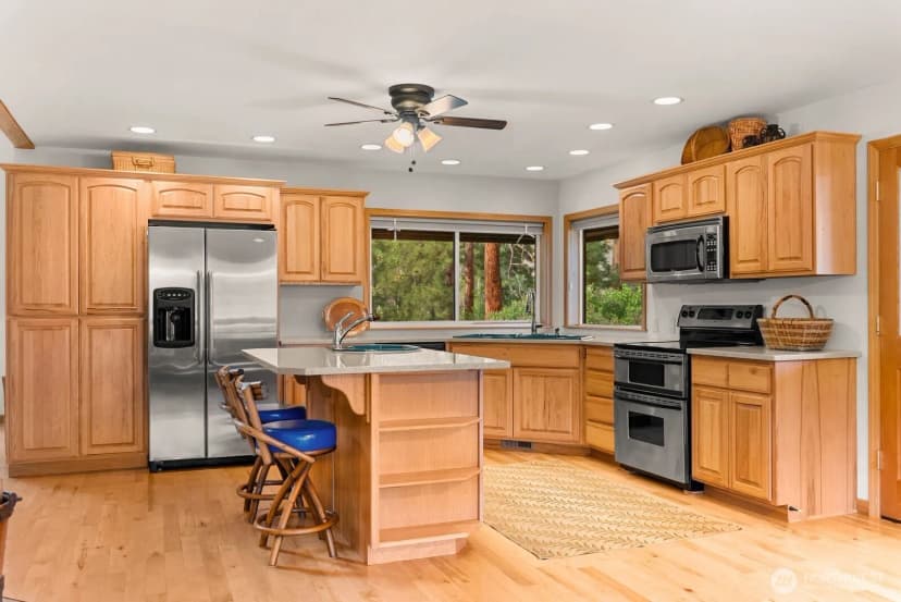 Property photo for 19 Mariposa Lane, Winthrop photo 8