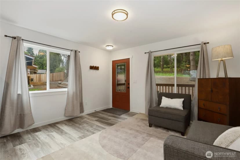 Property photo for 210 E Panorama Drive, Shelton photo 6