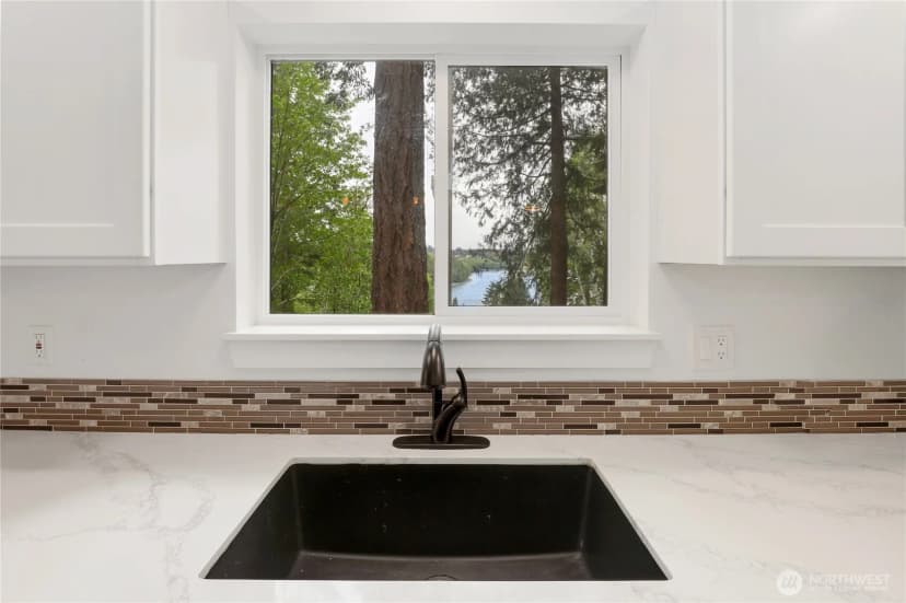 Property photo for 210 E Panorama Drive, Shelton photo 10
