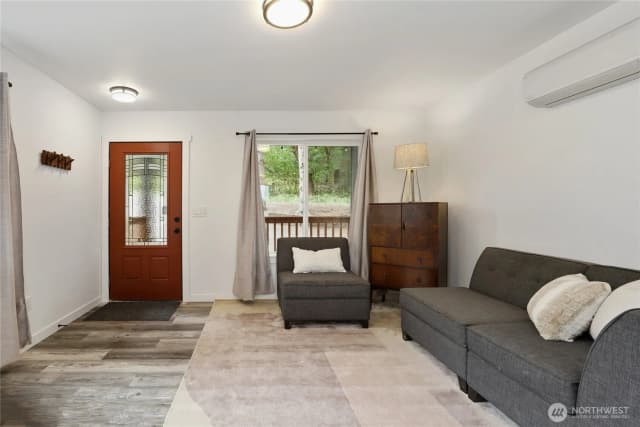 Property photo for 210 E Panorama Drive, Shelton photo 5