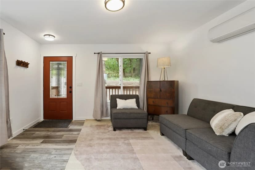 Property photo for 210 E Panorama Drive, Shelton photo 5