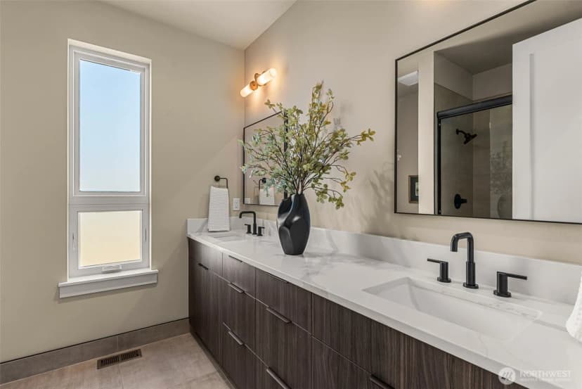 Property photo for 23413 Nw Cliff View Drive, Quincy photo 34