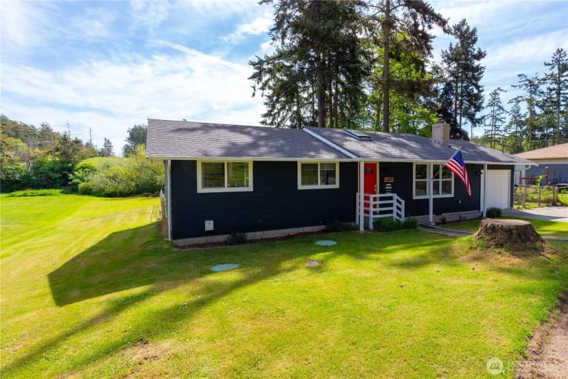 Property photo for 1986 Peacock Lane, Oak Harbor photo 32