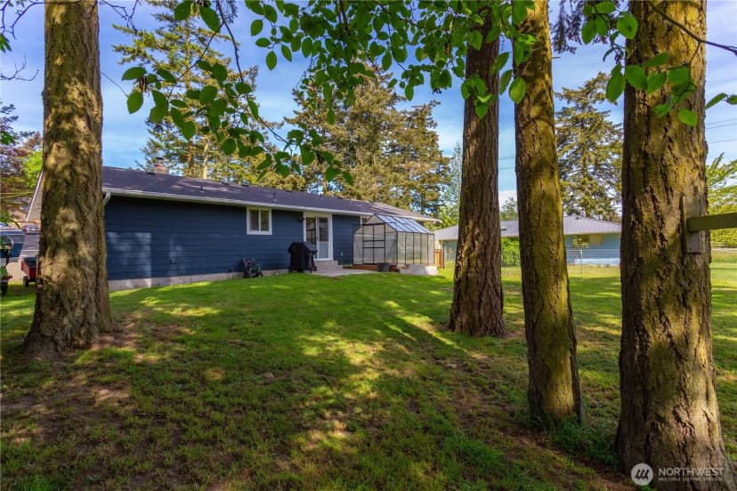 Property photo for 1986 Peacock Lane, Oak Harbor photo 24