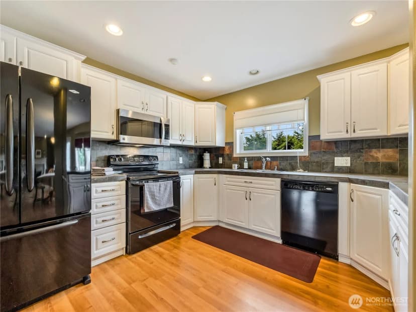 Property photo for 30801 I Street, Ocean Park photo 9
