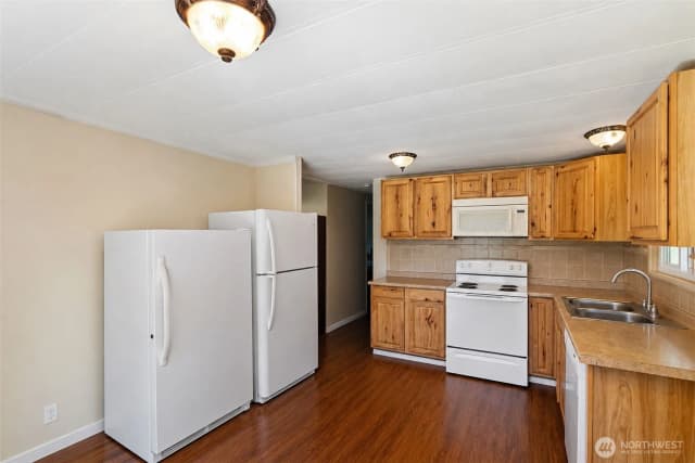 Property photo for 16300 Ne State Hwy 305 #31, Poulsbo photo 5