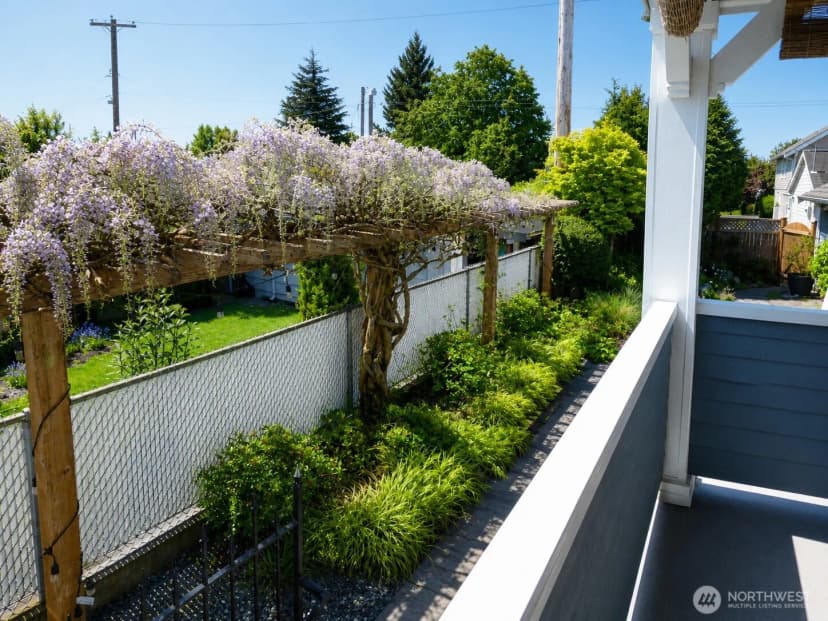 Property photo for 1422 Colby Avenue, Everett photo 16
