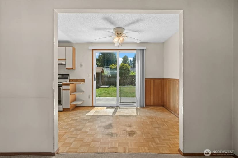 Property photo for 13021 Se 206th Place, Kent photo 12