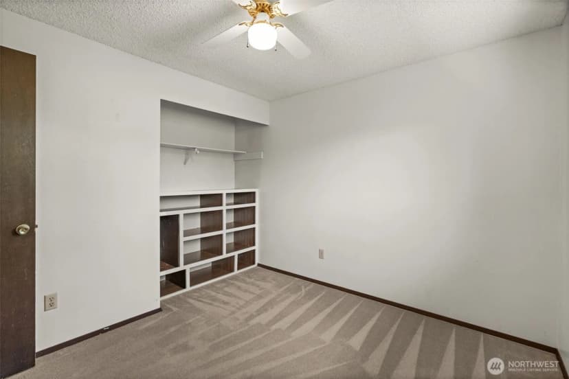 Property photo for 13021 Se 206th Place, Kent photo 26