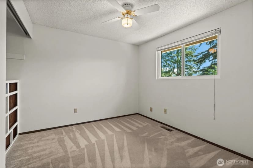 Property photo for 13021 Se 206th Place, Kent photo 27