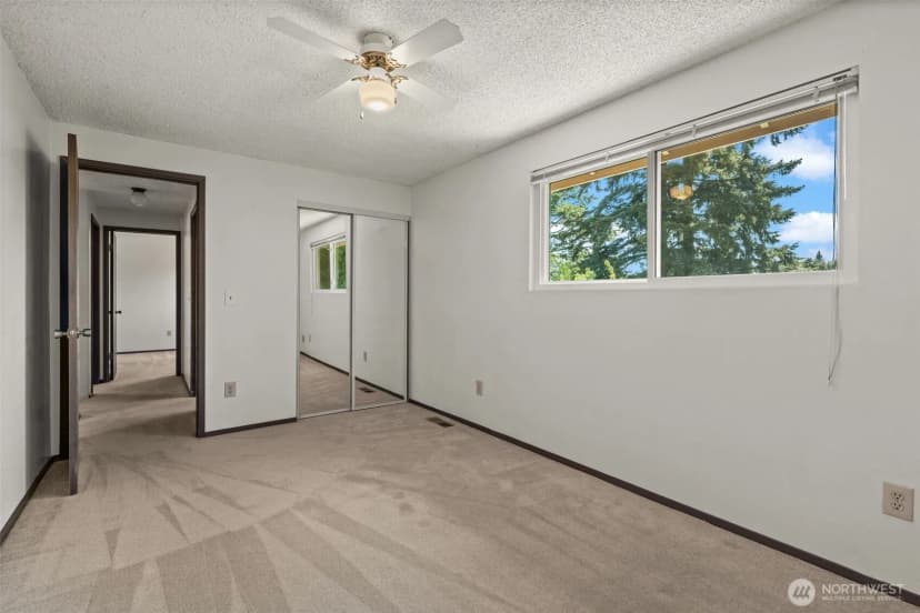Property photo for 13021 Se 206th Place, Kent photo 24