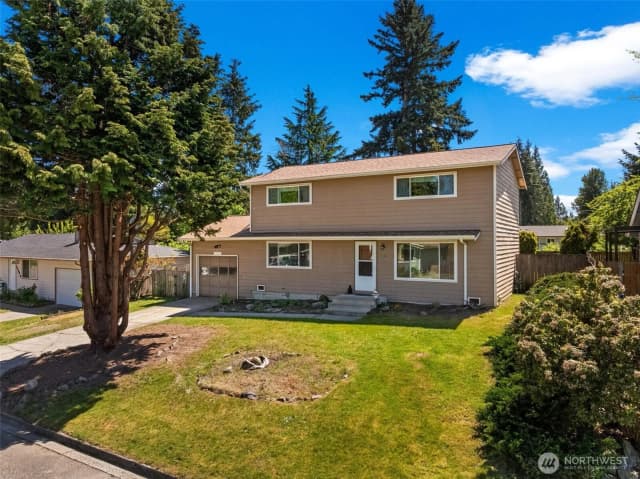 Property photo for 13021 Se 206th Place, Kent