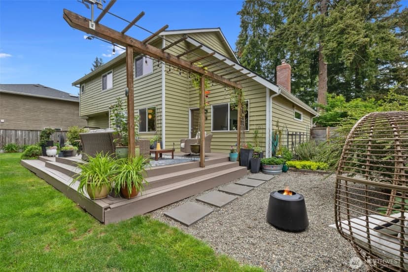 Property photo for 20111 Dayton Avenue N, Shoreline photo 29