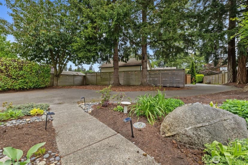 Property photo for 20111 Dayton Avenue N, Shoreline photo 35