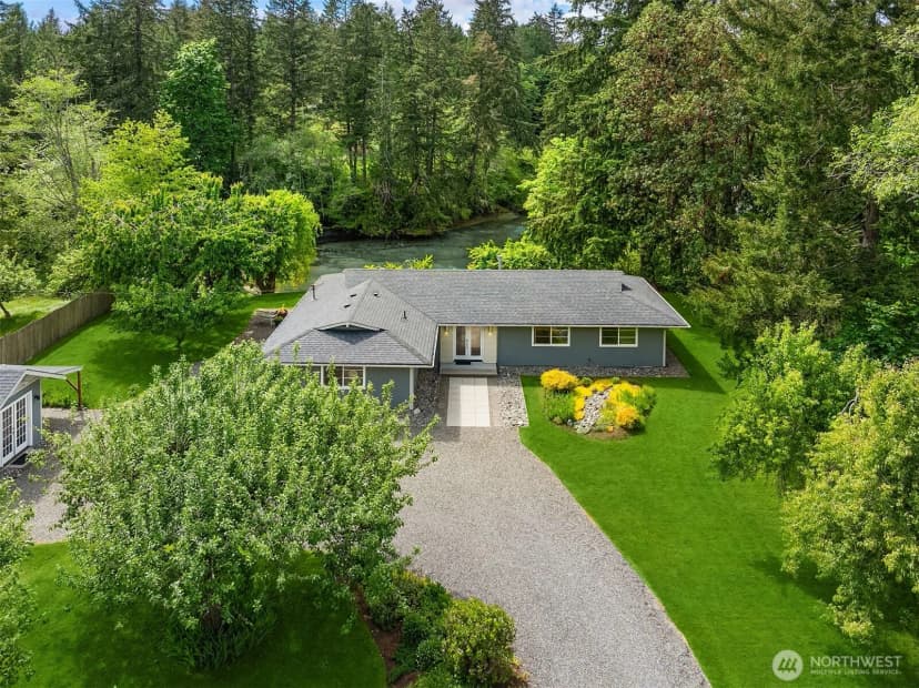 Property photo for 9171 Miller Road Ne, Bainbridge Island