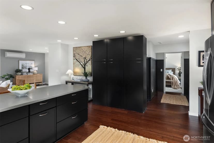 Property photo for 9171 Miller Road Ne, Bainbridge Island photo 17