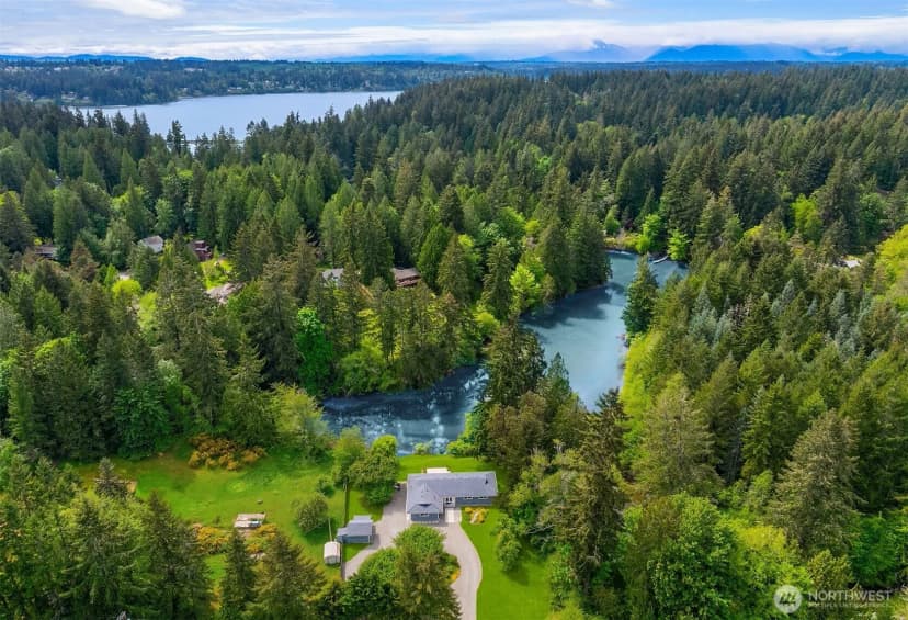 Property photo for 9171 Miller Road Ne, Bainbridge Island