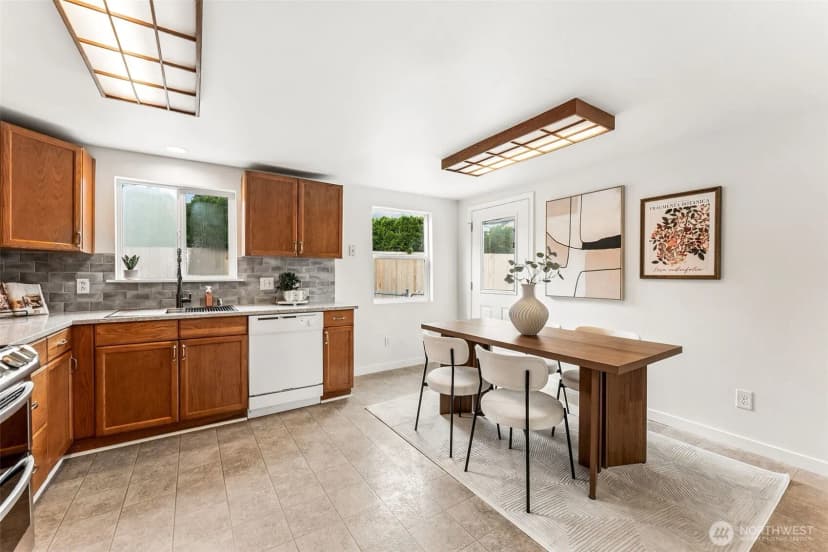 Property photo for 3142 Glendale Drive W, University Place photo 8