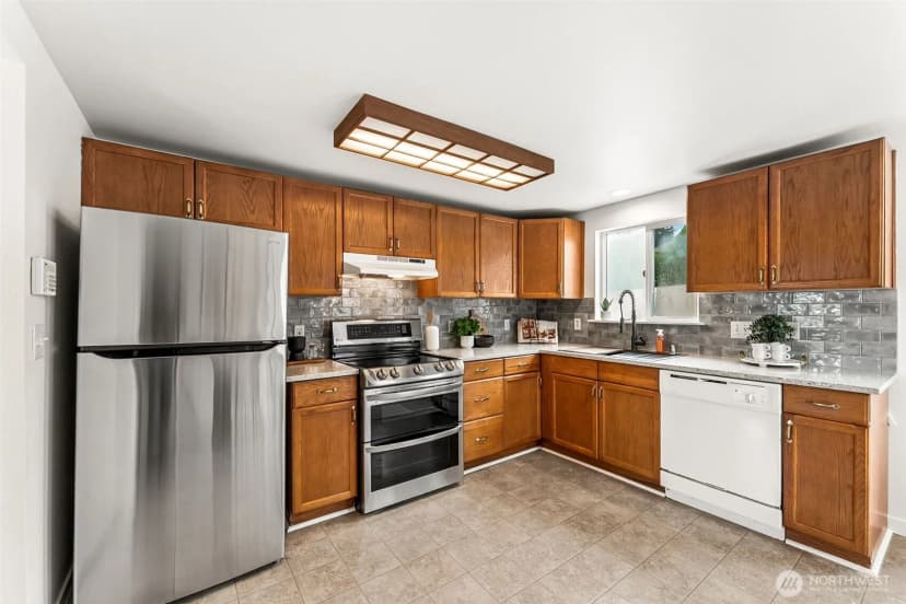 Property photo for 3142 Glendale Drive W, University Place photo 11