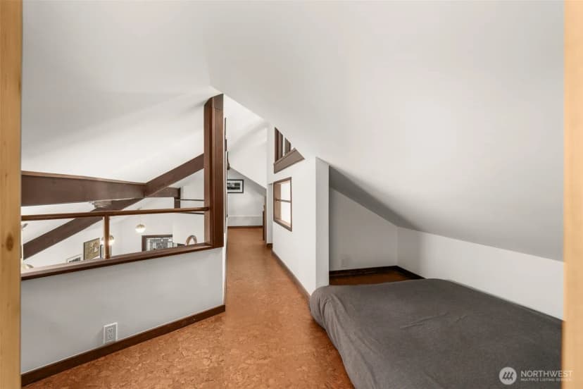 Property photo for 9629 California Avenue Sw, Seattle photo 20