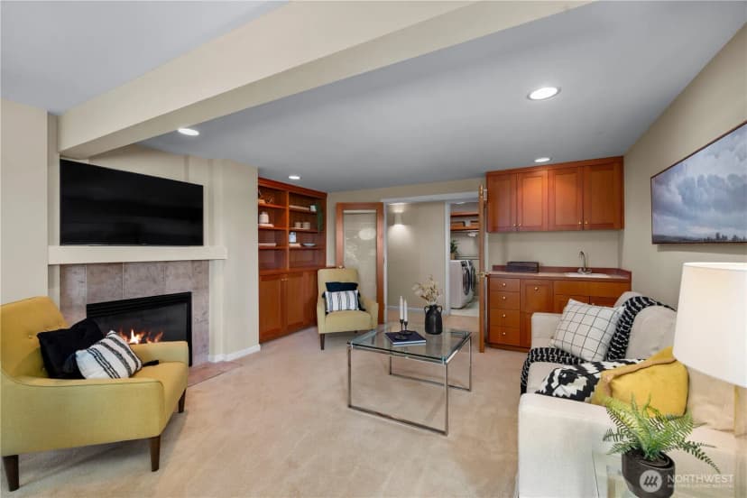 Property photo for 3813 W Mercer Way, Mercer Island photo 16