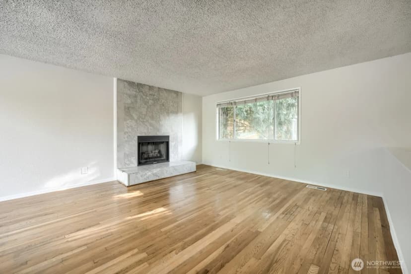 Property photo for 25110 35th Avenue S, Kent photo 4