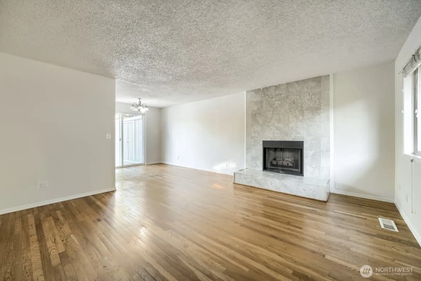 Property photo for 25110 35th Avenue S, Kent photo 5