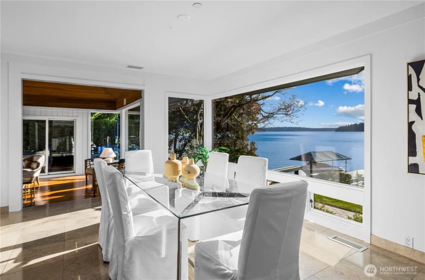 Property photo for 18 Holly Lane, Mercer Island photo 8