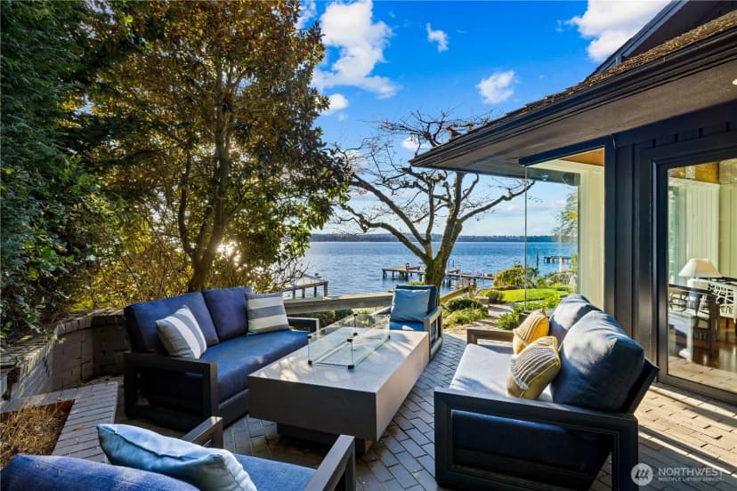 Property photo for 18 Holly Lane, Mercer Island photo 30