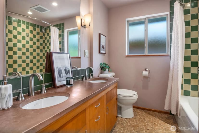 Property photo for 8317 Duncan Avenue S, Seattle photo 28