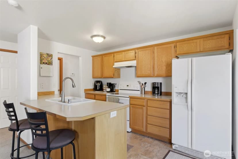 Property photo for 203 3rd Street Ne, Yelm photo 15