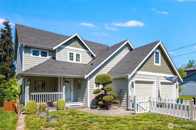 Property photo for 203 3rd Street Ne, Yelm