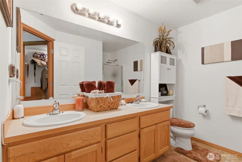 Property photo for 203 3rd Street Ne, Yelm photo 29