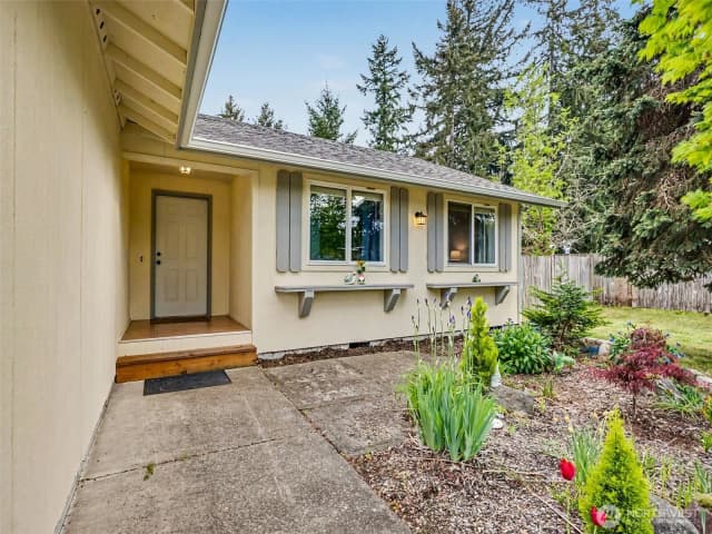 Property photo for 444 Volesky Drive Se, Rainier photo 4