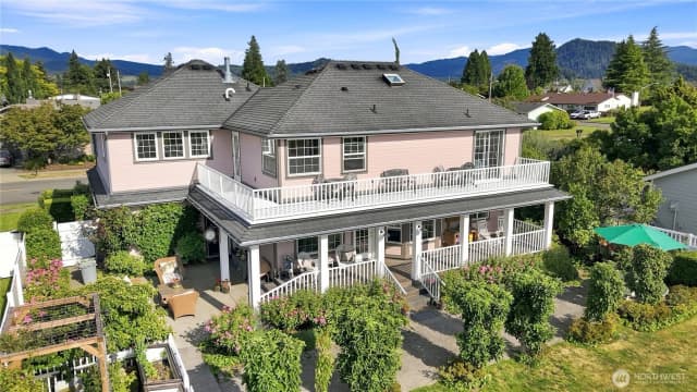 Property photo for 1156 Semanski Street, Enumclaw photo 4