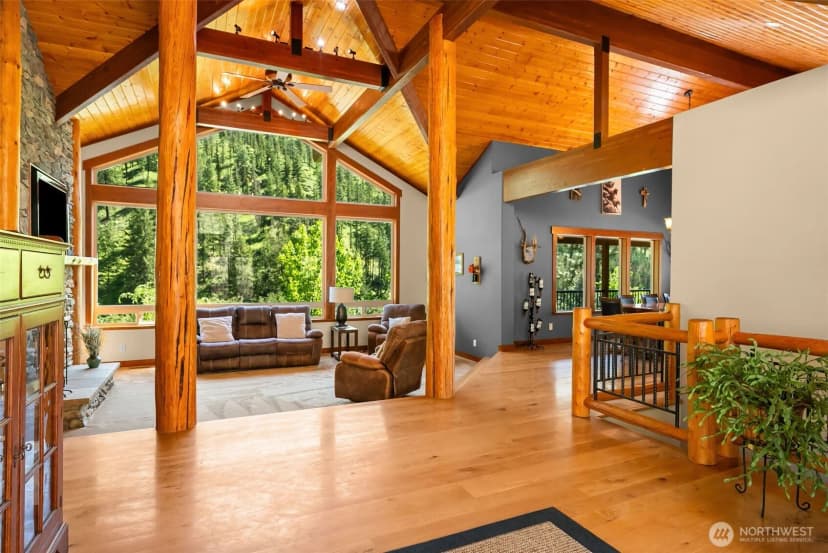 Property photo for 5230 Crum Canyon Road, Entiat photo 4