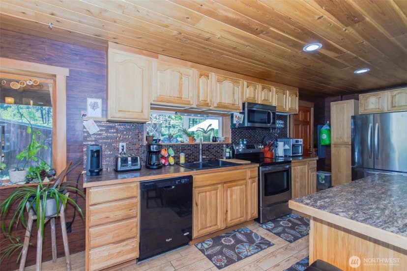 Property photo for 798 Barzee Road, Colville photo 6