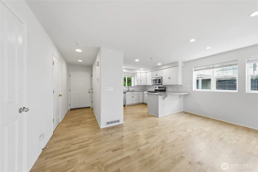 Property photo for 3980 129th Place Se #b203, Bellevue photo 7