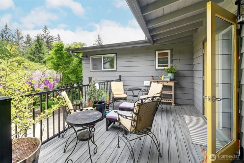 Property photo for 2430 155th Place Se, Bellevue photo 12