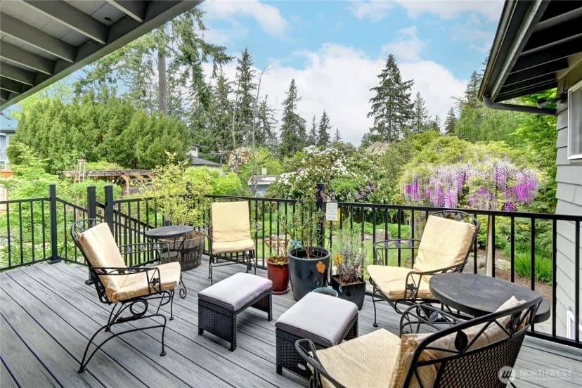 Property photo for 2430 155th Place Se, Bellevue photo 13