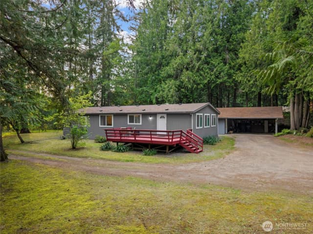 Property photo for 21 E Burrows Lane, Shelton